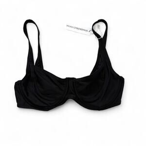 NWT Black Underwire Bikini Top Size Medium Supportive Swim